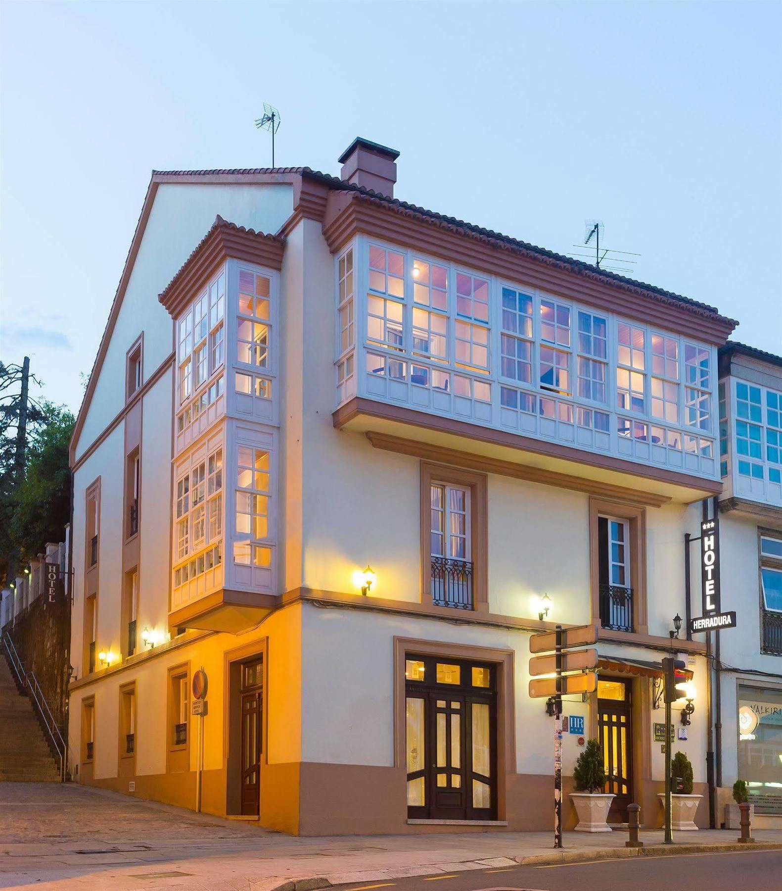 Hotel Herradura Santiago de Compostela Bagian luar foto