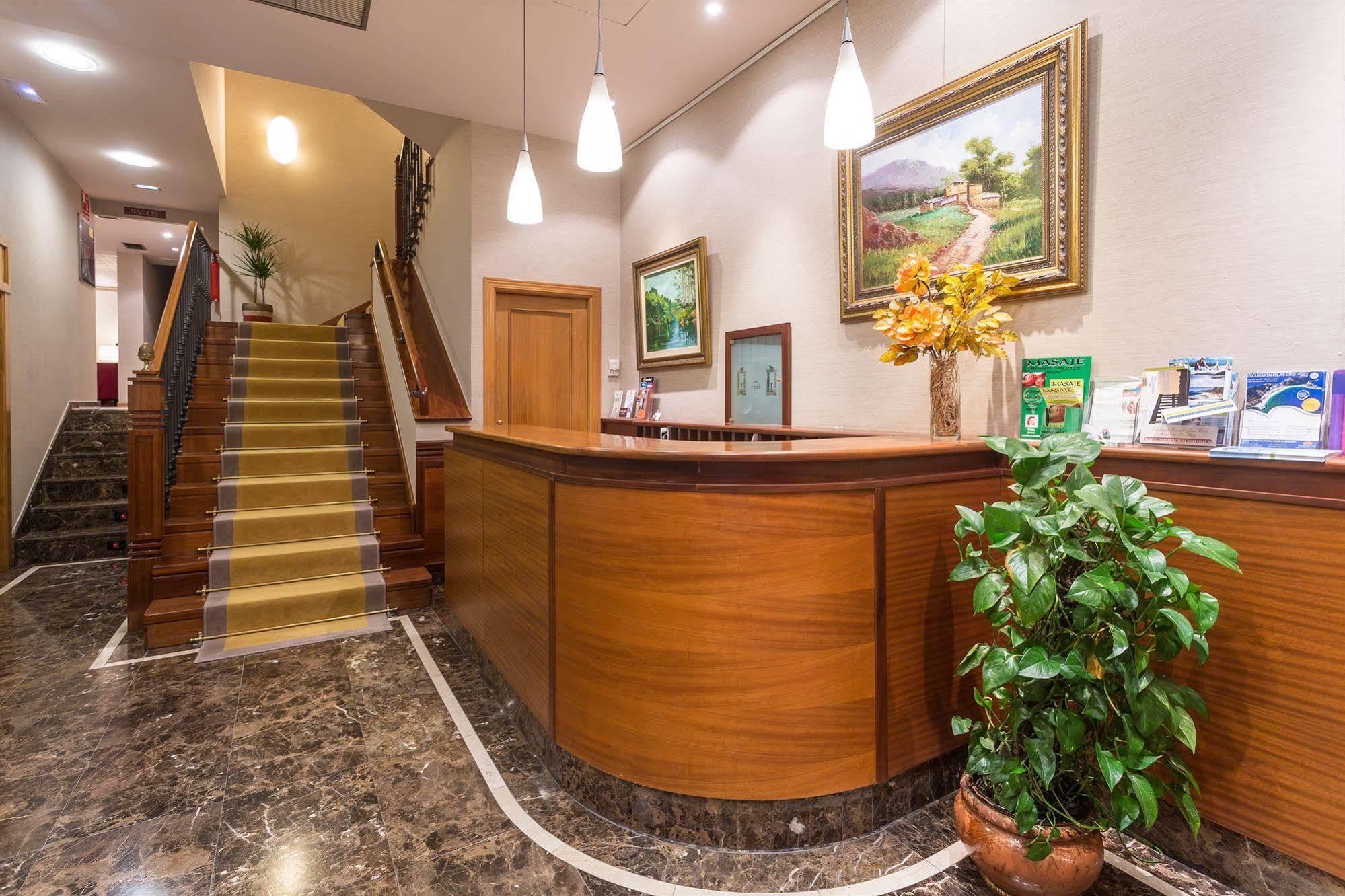 Hotel Herradura Santiago de Compostela Bagian luar foto